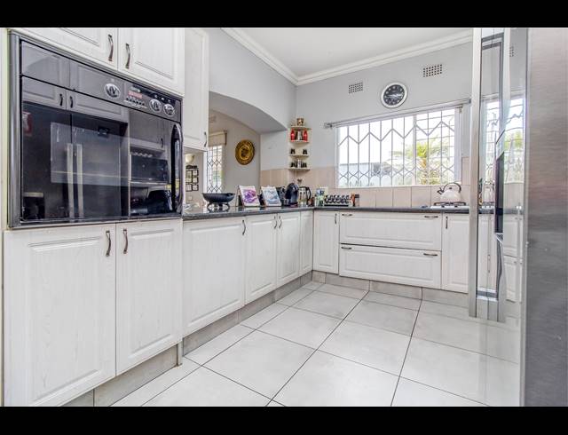 3 BEDROOM DUPLEX FOR SALE IN WELTEVREDEN PARK